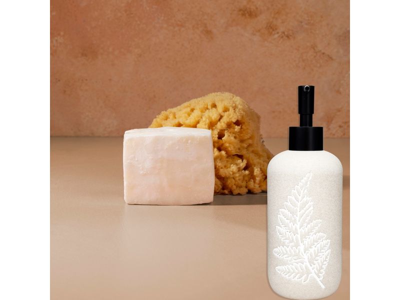 000000000075351723-UN-03